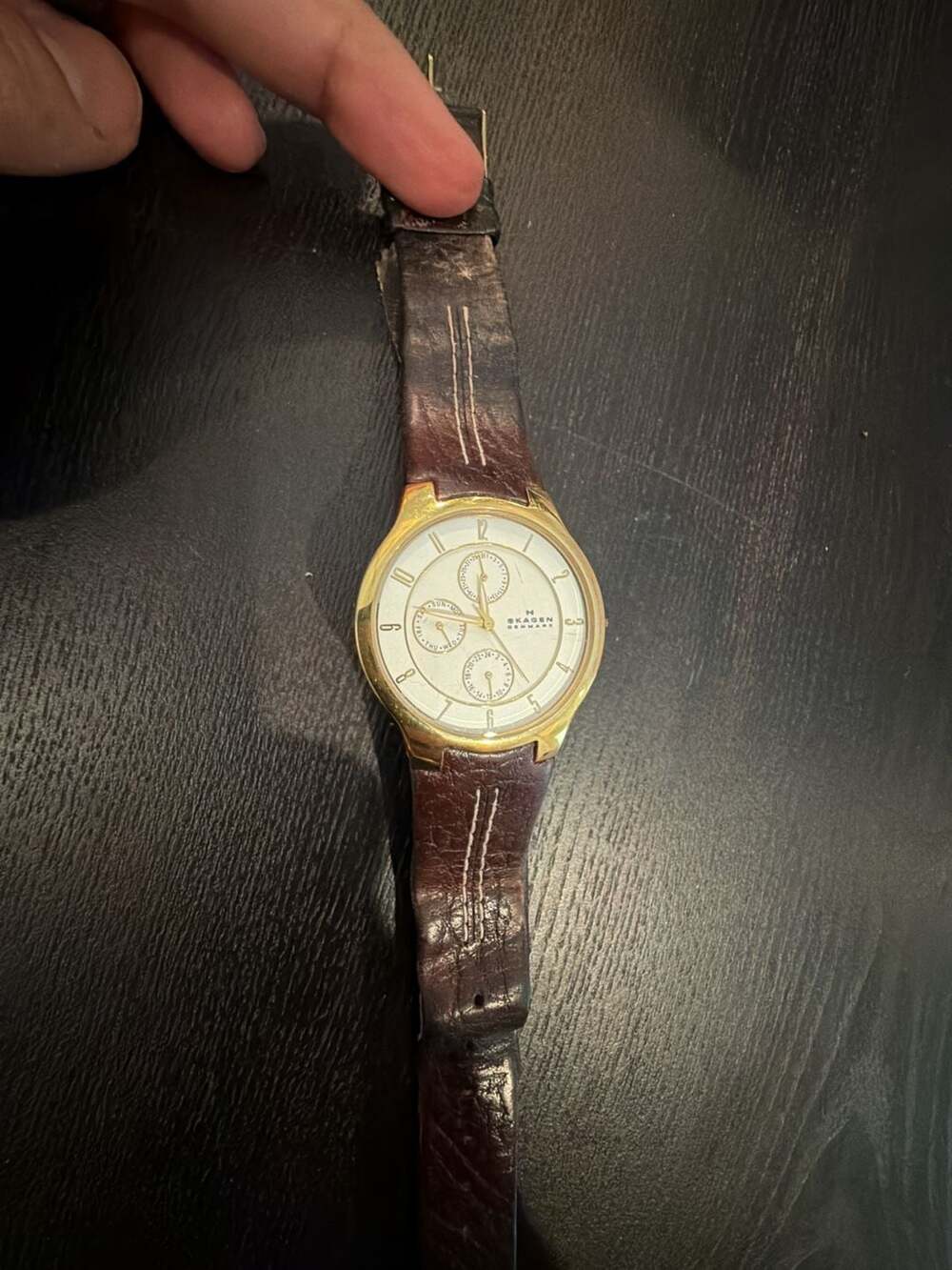 Skagen Denmark 433XLGL1 Multifunction Gold-Tone Watch NEEDS BATTERY